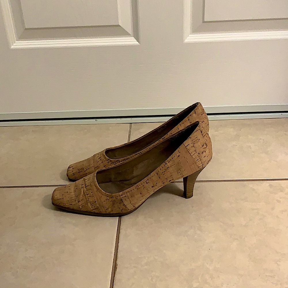 Aerosoles cork heels
